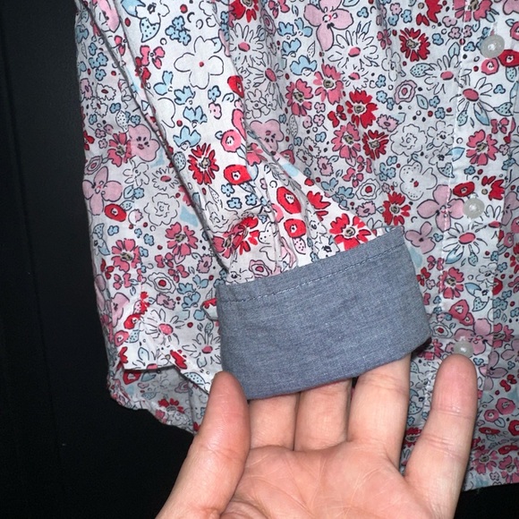 Like New Tommy Hilfiger Floral Camp Shirt size M - Picture 3 of 7